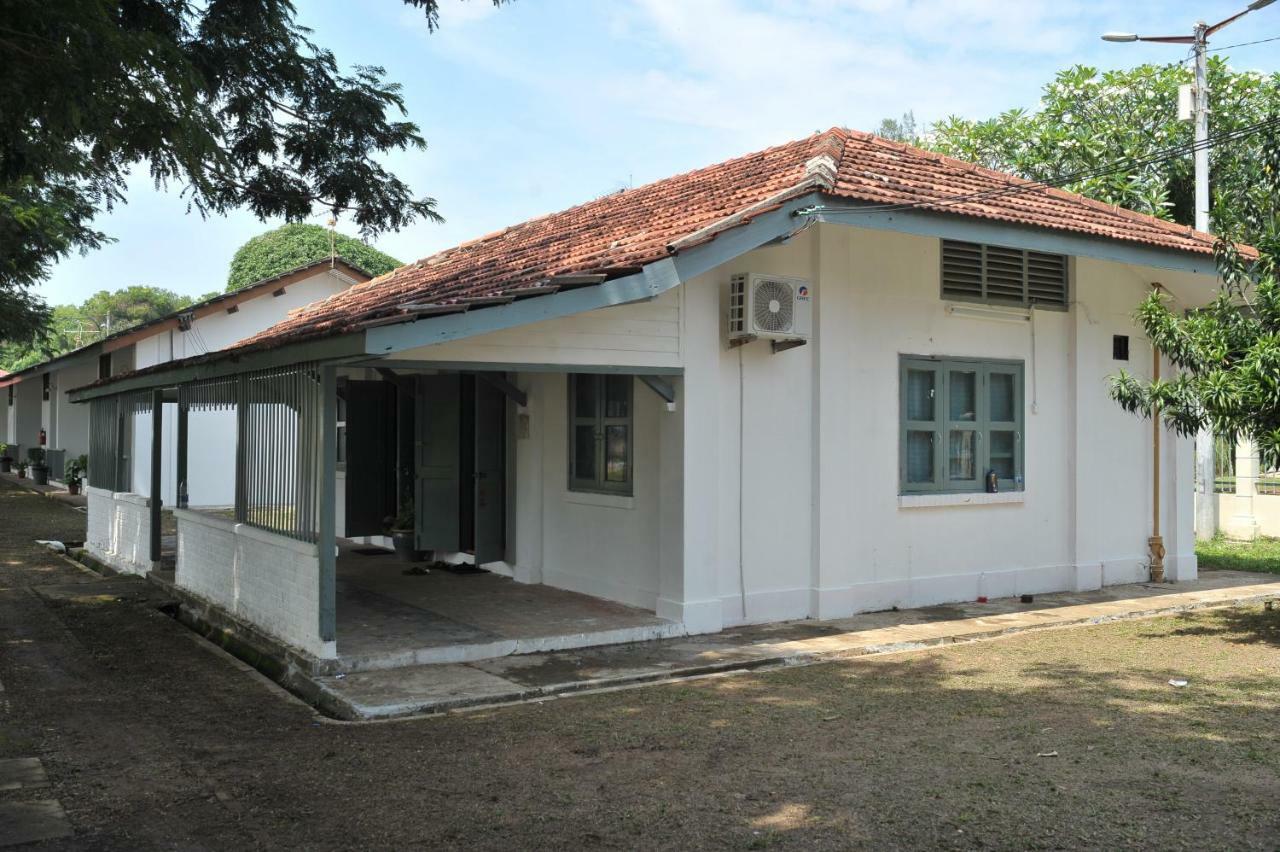 Green Town Hotel & Resort 波德申 外观 照片